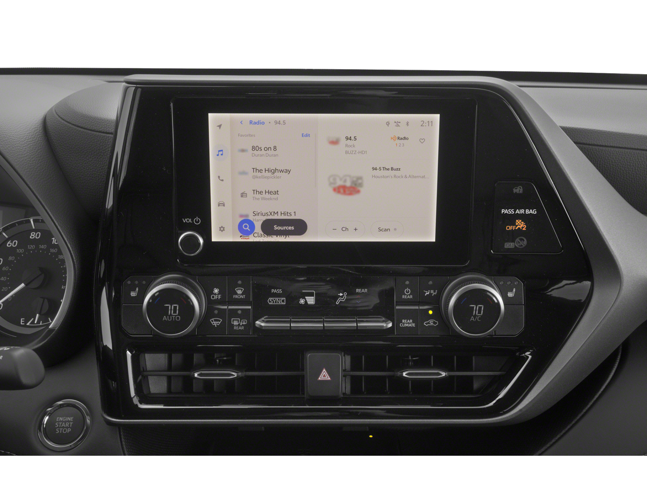 2023 Toyota Highlander XLE Sport Utility 4D