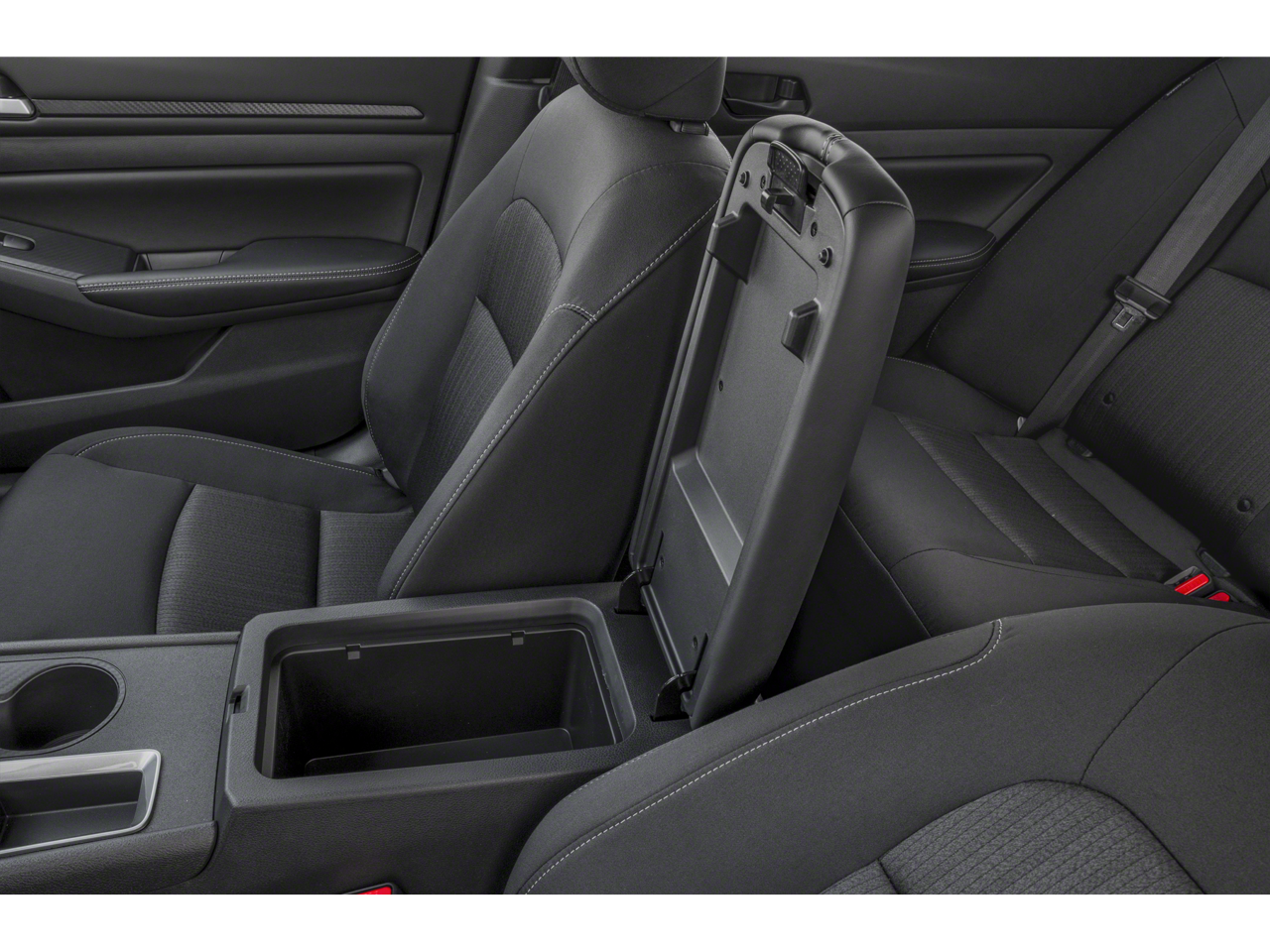 2025 Nissan Altima 2.5 SV Sedan 4D