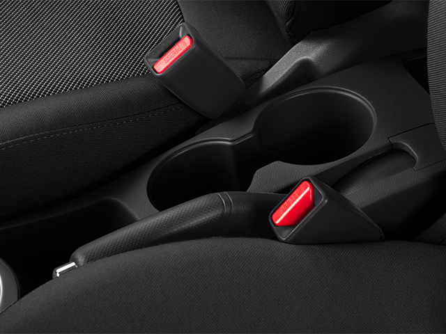 2013 Hyundai Accent SE Hatchback 4D