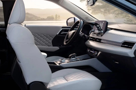 White Interior and Front Seat of 2024 Mitsubishi Outlander Plug-In Hybrid