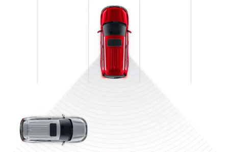 Rear Cross Traffic Alert on 2023 Mitsubishi Outlander Plug-In Hybrid