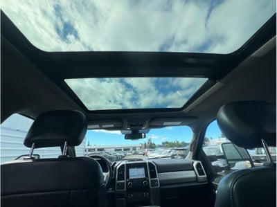 2019 Ford F250 Super Duty Crew Cab Lariat Pickup 4D 6 3/4 ft