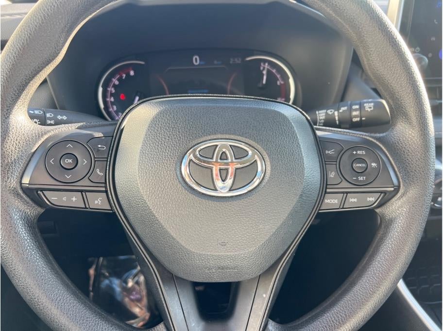 2024 Toyota RAV4 XLE Sport Utility 4D