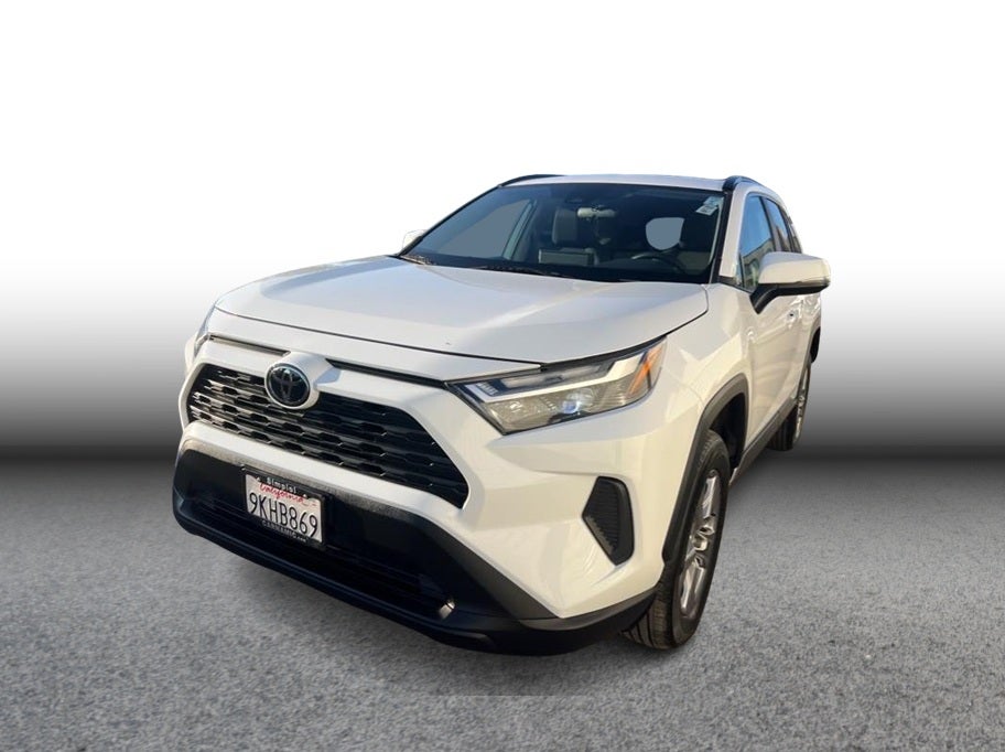 2024 Toyota RAV4 XLE Sport Utility 4D