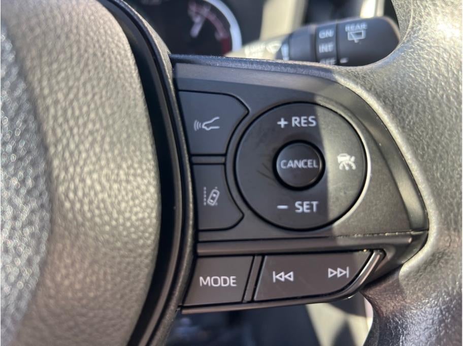 2024 Toyota RAV4 XLE Sport Utility 4D