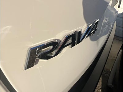 2024 Toyota RAV4 XLE Sport Utility 4D