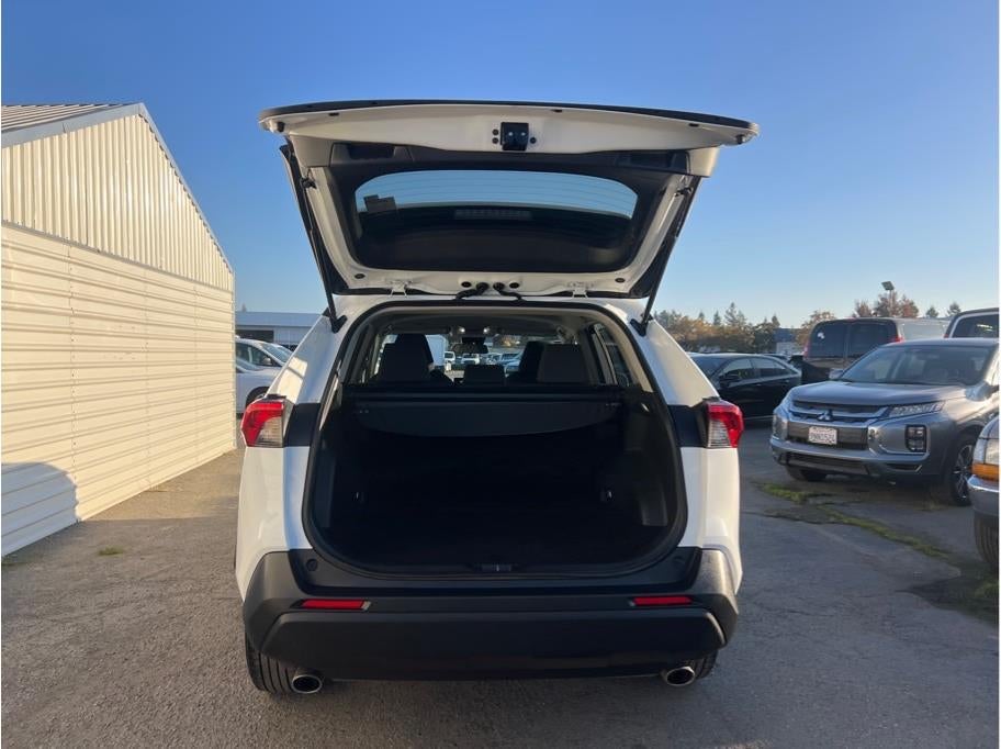 2024 Toyota RAV4 XLE Sport Utility 4D