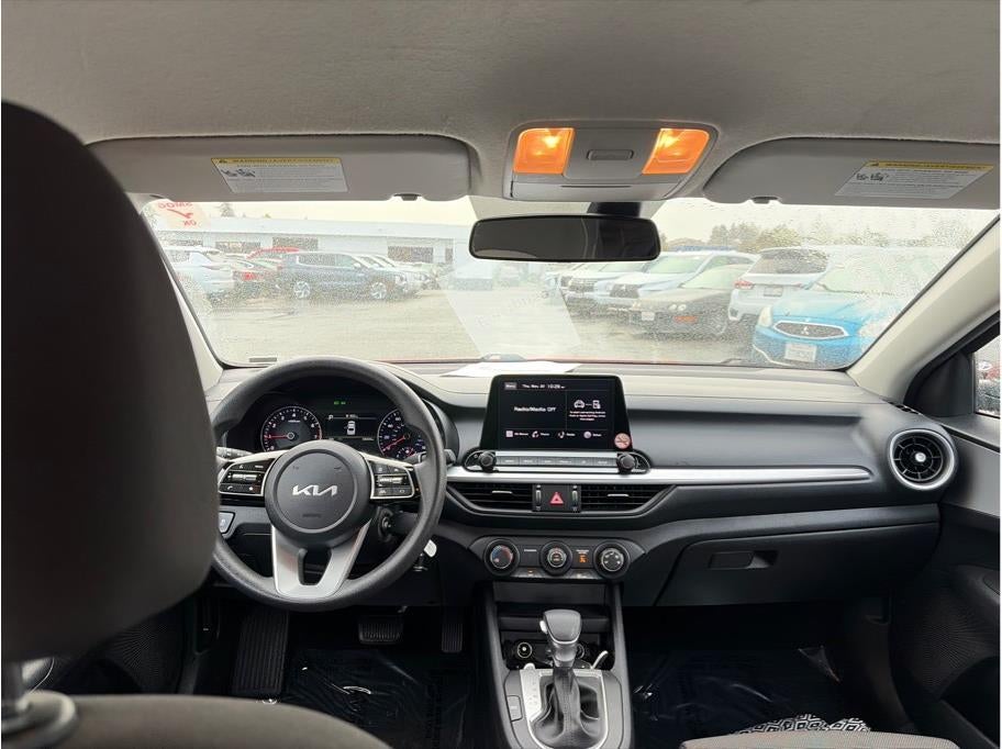 2023 Kia Forte LXS Sedan 4D