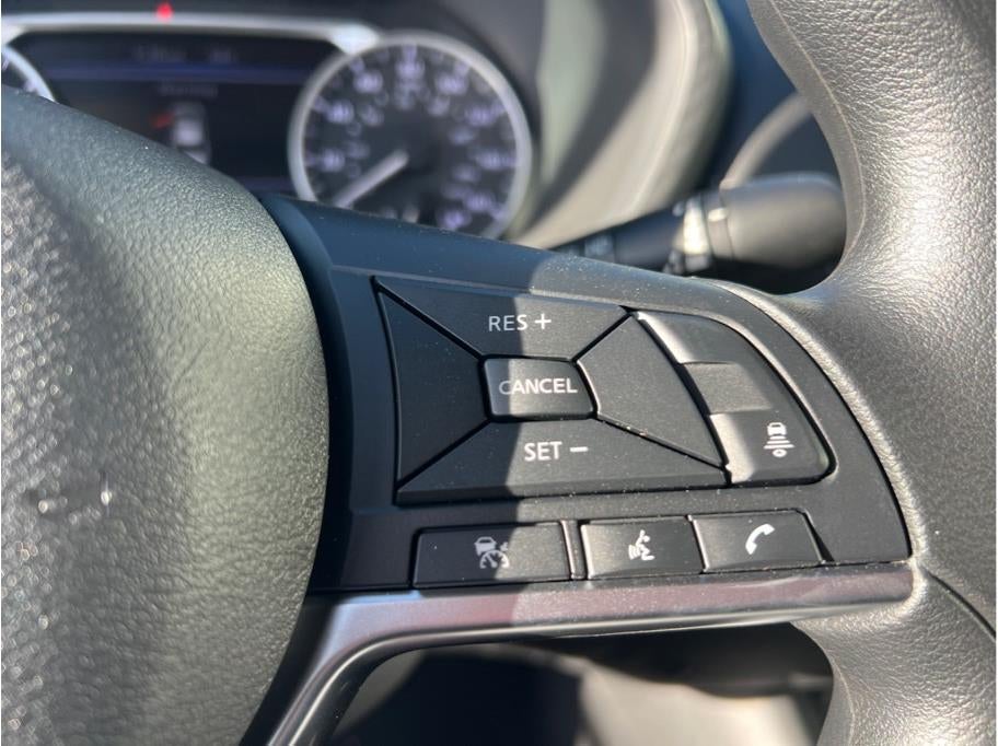 2025 Nissan Sentra SV Sedan 4D