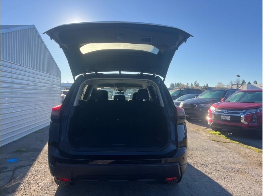 2024 Nissan Rogue S Sport Utility 4D