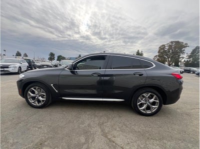 2022 BMW X4 xDrive30i Sport Utility 4D