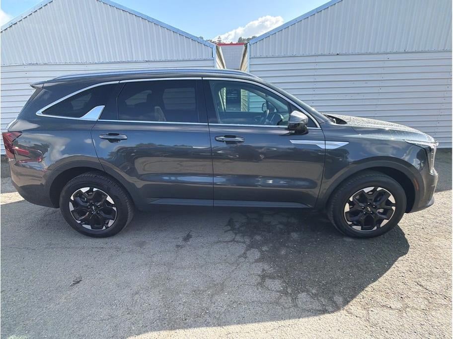 2024 Kia Sorento S Sport Utility 4D