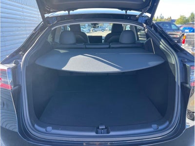 2024 Tesla Model Y Long Range Sport Utility 4D