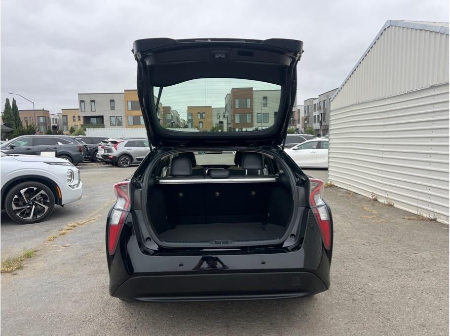 2016 Toyota Prius Four Hatchback 4D