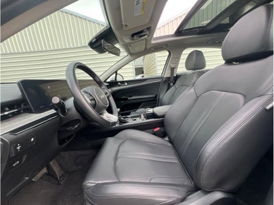 2025 Kia K5 EX Sedan 4D