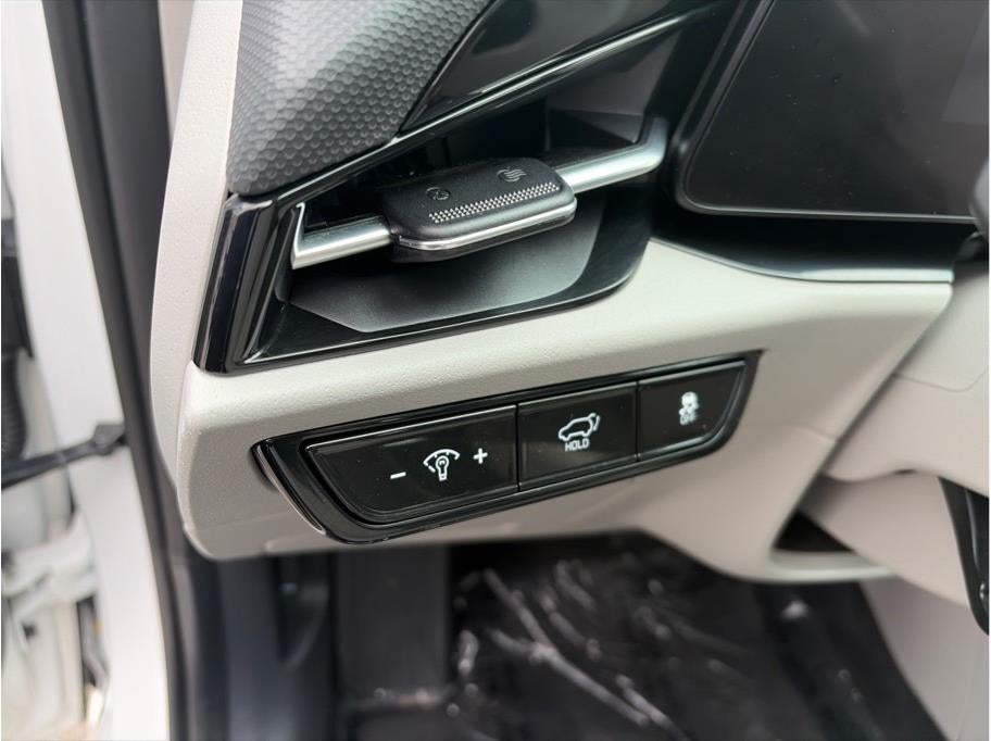 2023 Kia Niro EV Wind