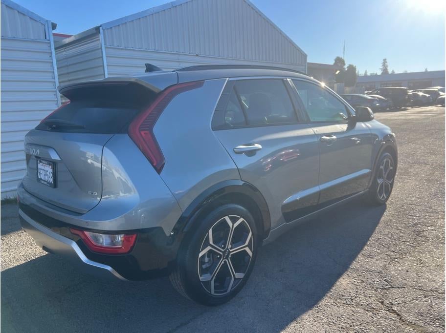 2023 Kia Niro EX Touring Wagon 4D