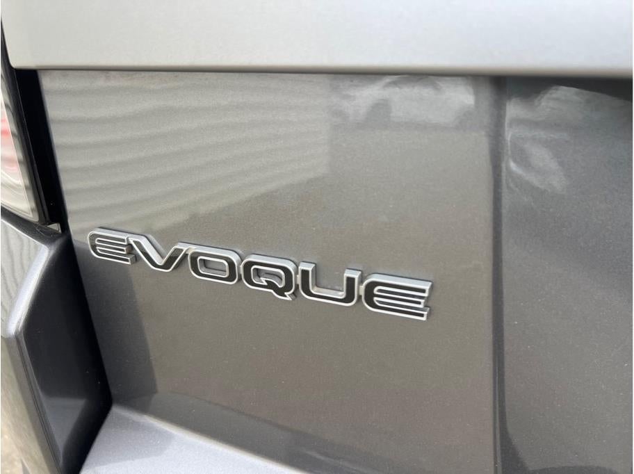 2015 Land Rover Range Rover Evoque Pure Plus Sport Utility 4D