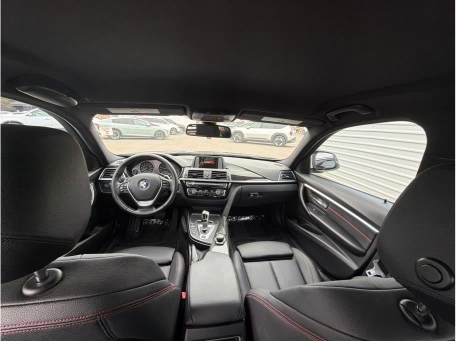 2017 BMW 3 Series 330e iPerformance Sedan 4D