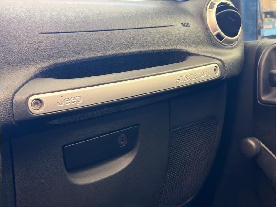 2017 Jeep Wrangler Rubicon Sport Utility 2D