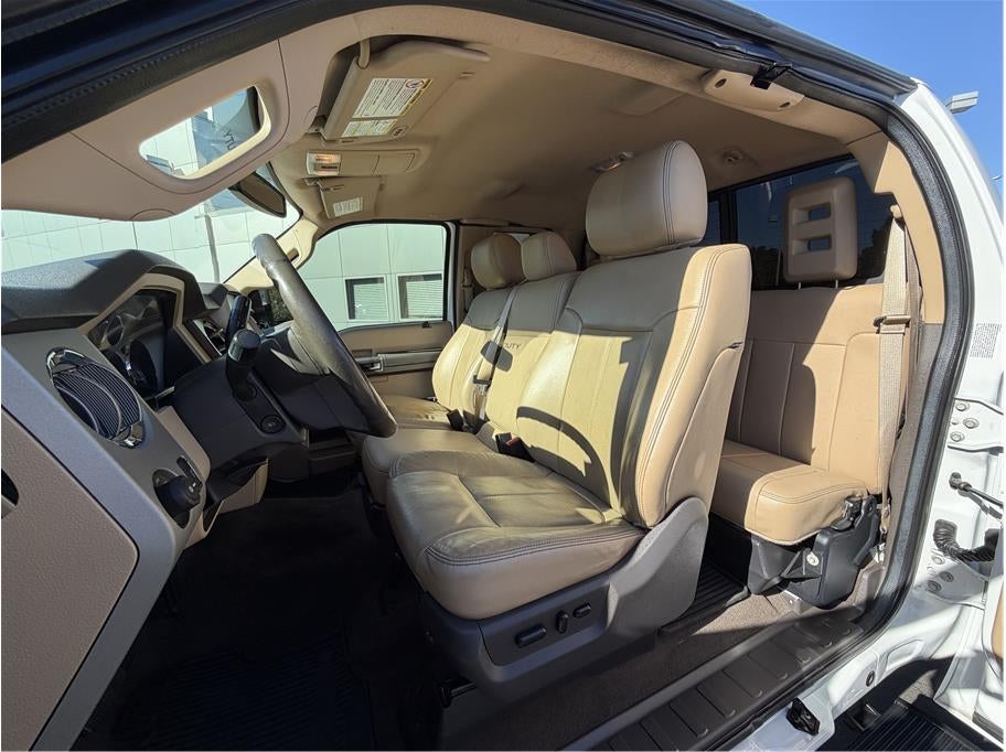 2013 Ford F350 Super Duty Super Cab Lariat Pickup 4D 8 ft
