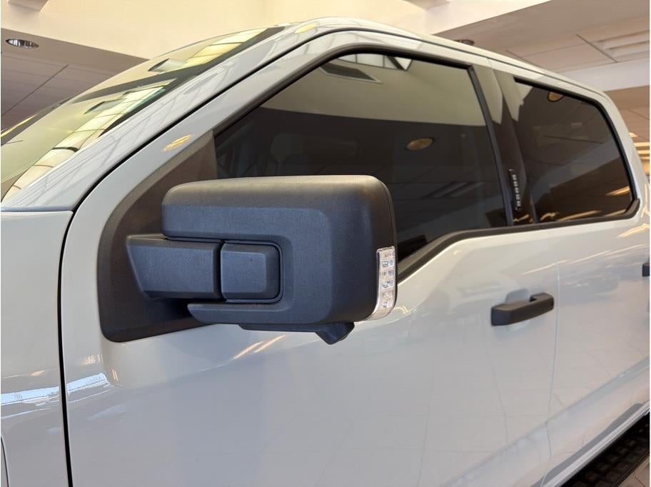 2023 Ford F150 Lightning XLT Pickup 4D 5 1/2 ft