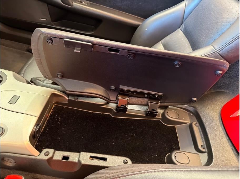 2005 Chevrolet Corvette Convertible 2D