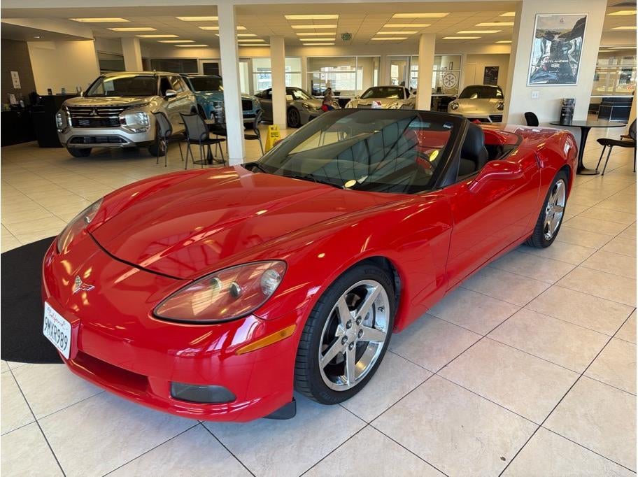 2005 Chevrolet Corvette Convertible 2D