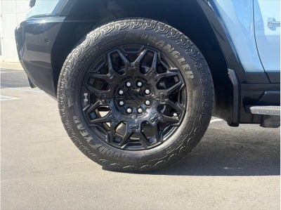 2025 GMC HUMMER EV SUV 2X Sport Utility 4D