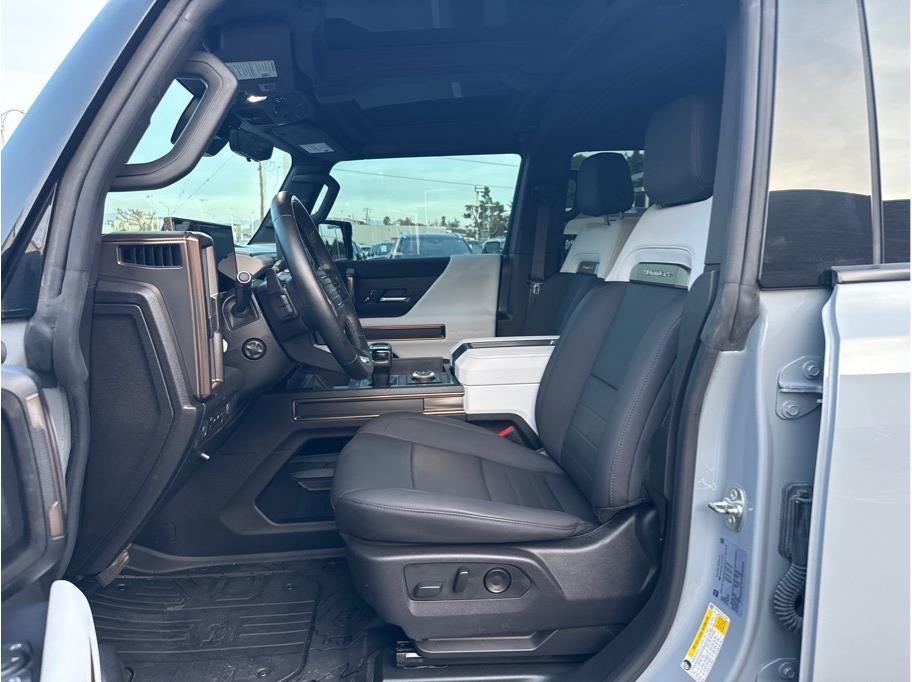 2024 GMC HUMMER EV SUV 2X Sport Utility 4D