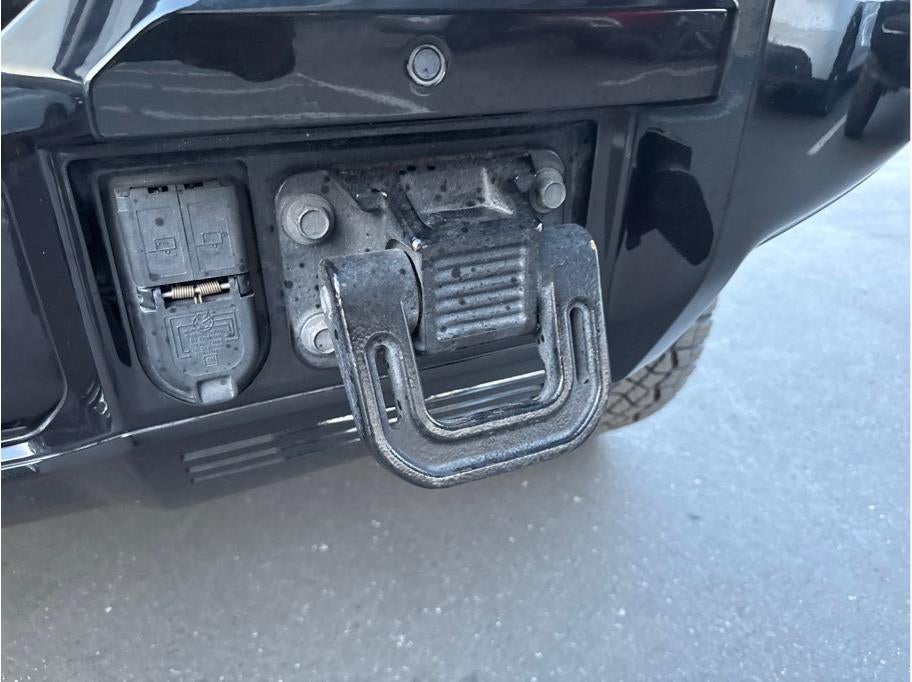 2024 GMC HUMMER EV SUV 2X Sport Utility 4D