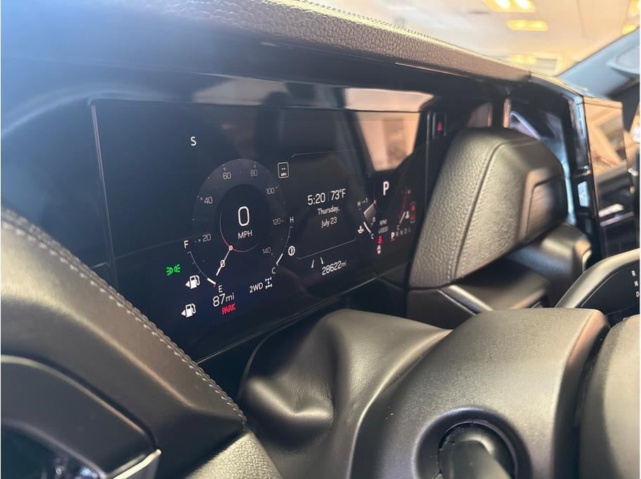 2025 GMC Yukon Denali Sport Utility 4D