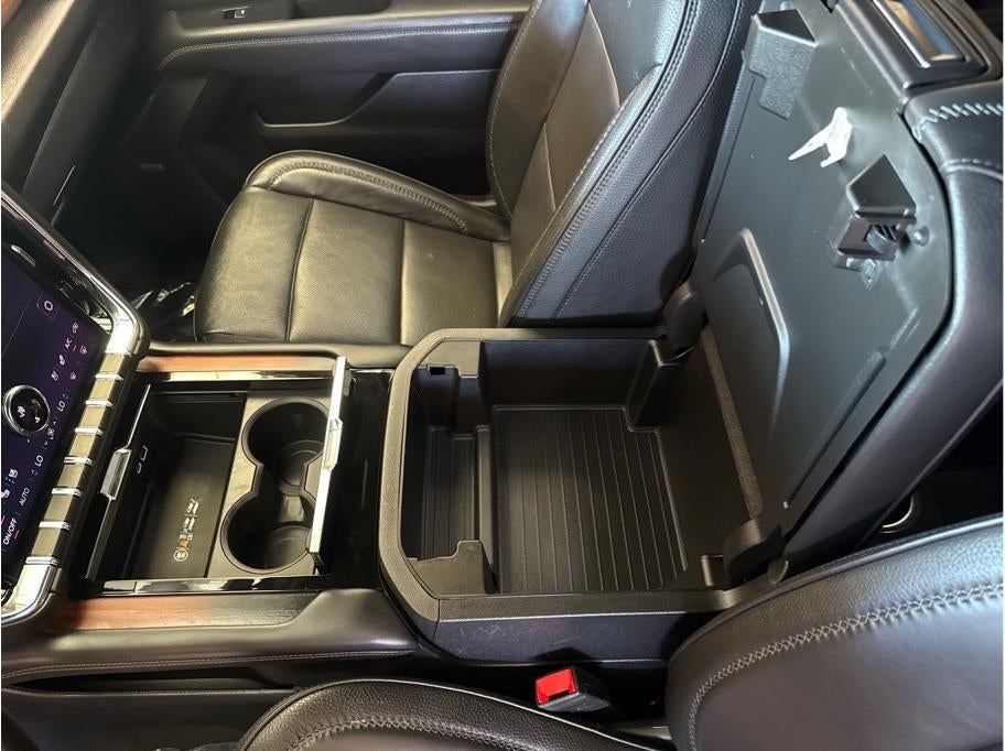 2025 GMC Yukon Denali Sport Utility 4D