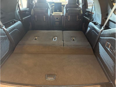 2025 GMC Yukon Denali Sport Utility 4D
