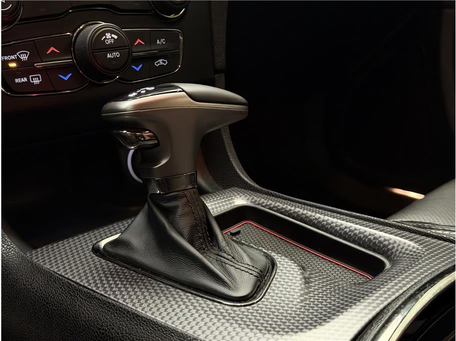 2016 Dodge Charger SRT Hellcat Sedan 4D