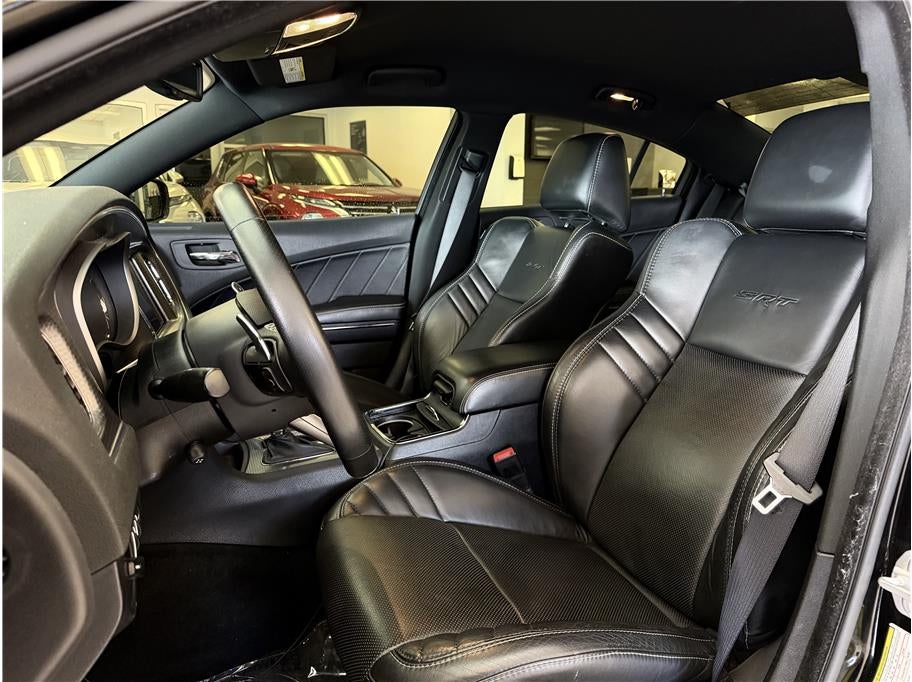2016 Dodge Charger SRT Hellcat Sedan 4D