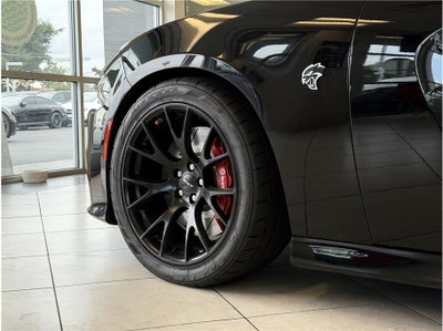 2016 Dodge Charger SRT Hellcat Sedan 4D