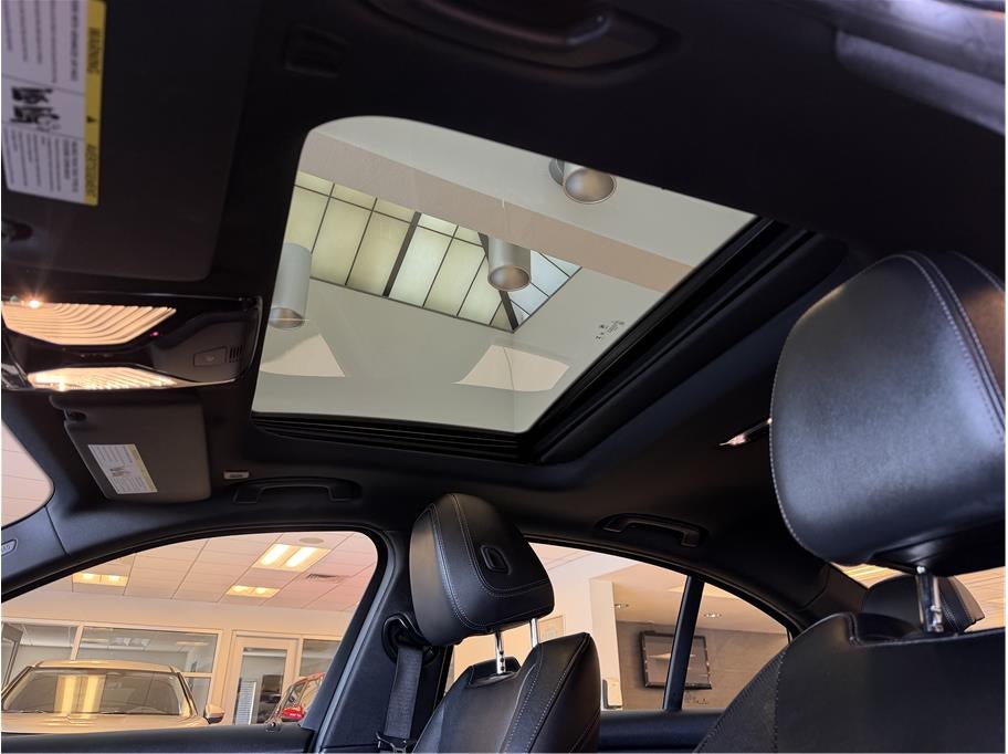 2023 BMW 3 Series 330e Sedan 4D