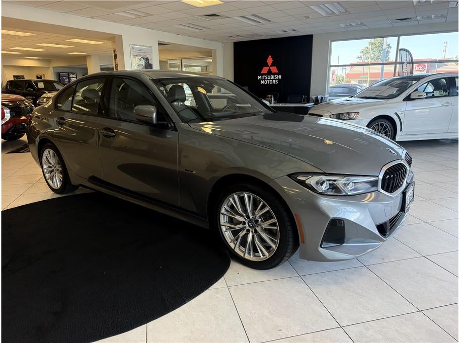 2023 BMW 3 Series 330e Sedan 4D