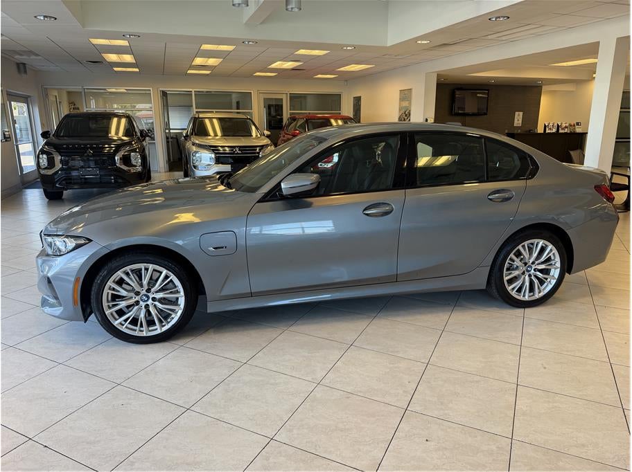 2023 BMW 3 Series 330e Sedan 4D
