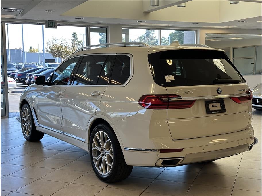 2022 BMW X7 xDrive40i Sport Utility 4D