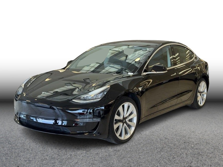 2020 Tesla Model 3 Standard Range Plus Sedan 4D