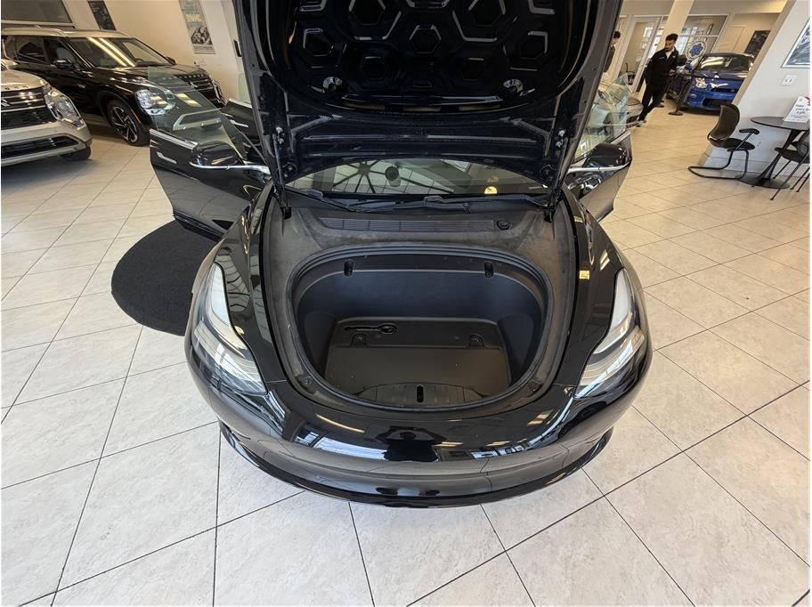 2020 Tesla Model 3 Standard Range Plus Sedan 4D