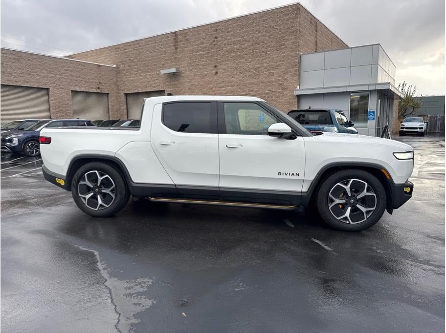 2022 Rivian R1T Adventure Pickup 4D 4 1/2 ft