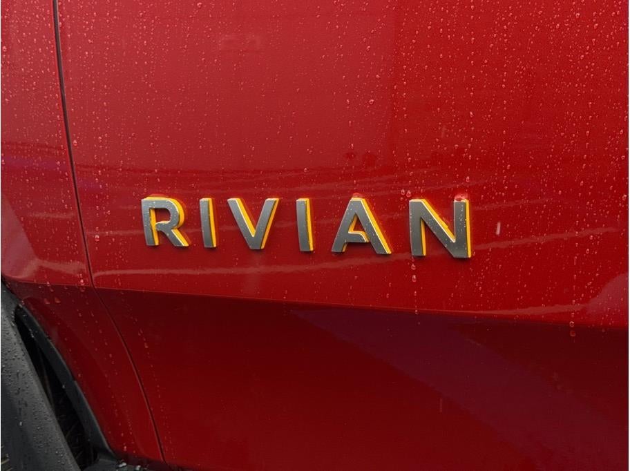 2022 Rivian R1S Launch Edition Sport Utility 4D
