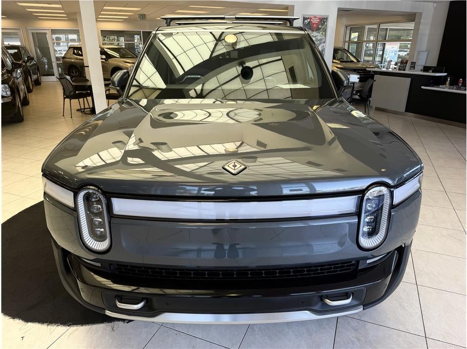 Used 2024 Rivian R1S Adventure with VIN 7PDSGBBA7RN040123 for sale in San Jose, CA