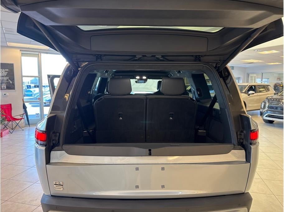 2024 Rivian R1S Dual Large Sport Utility 4D