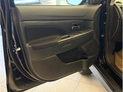 2027 Mitsubishi Outlander Sport ES