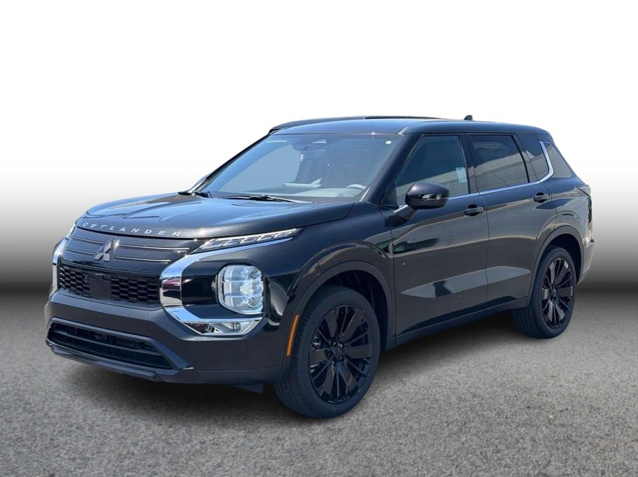 2026 Mitsubishi Outlander LE FWD's photo