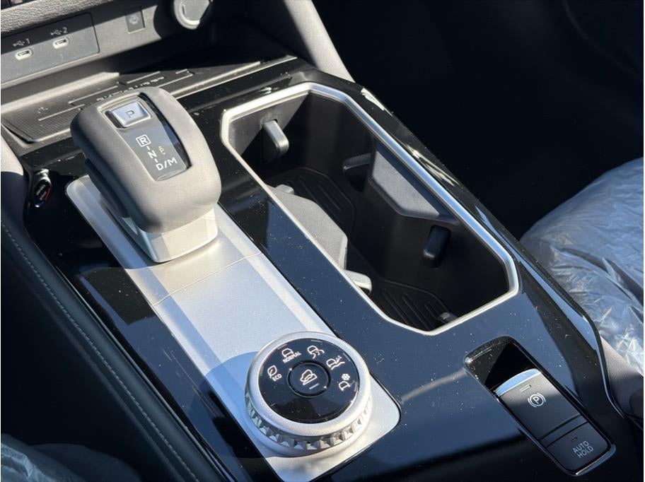 2026 Mitsubishi Outlander LE Sport Utility 4D